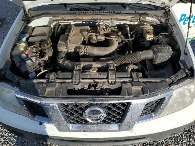 2014 NISSAN FRONTIER S  