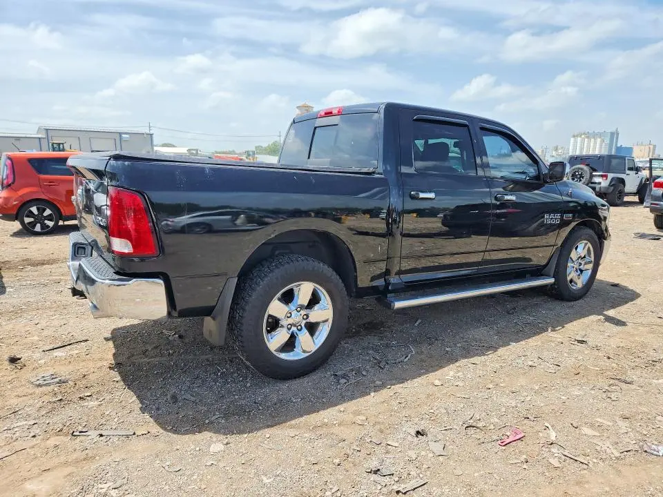 2013 RAM 1500 SLT  