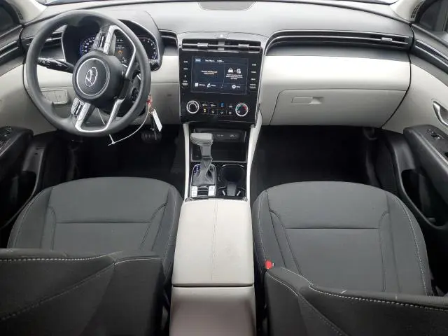 2022 HYUNDAI TUCSON SE  