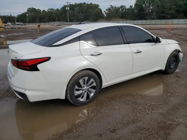 2021 NISSAN ALTIMA SL  