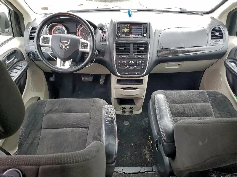 2017 DODGE GRAND CARAVAN SE  