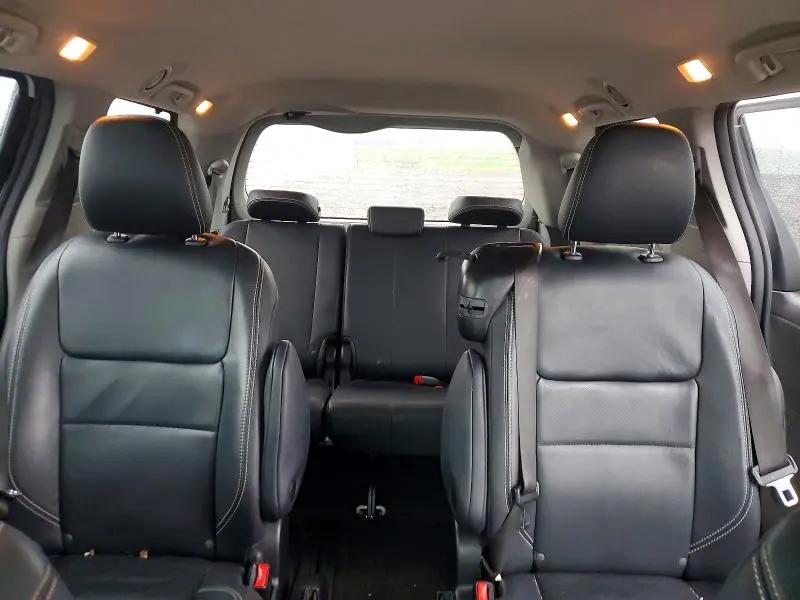 2015 TOYOTA SIENNA SPORT  
