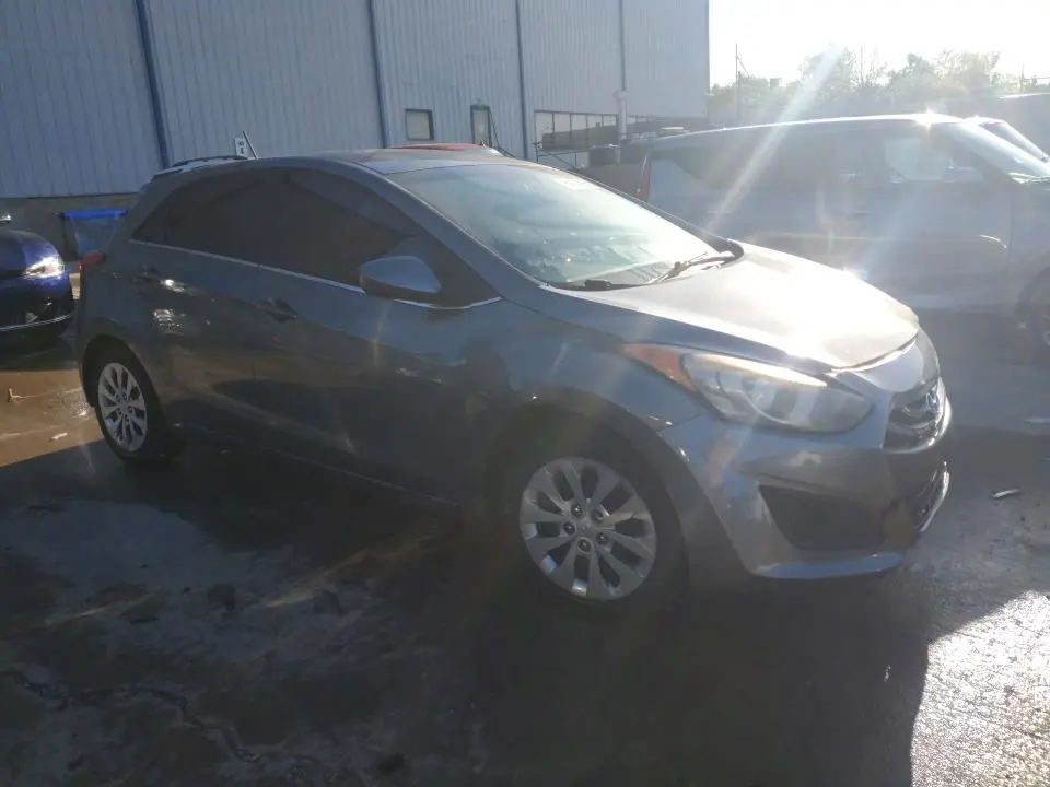 2016 HYUNDAI ELANTRA GT BASE  