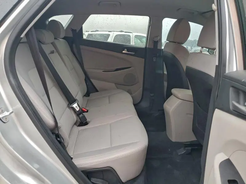 2019 HYUNDAI TUCSON SE  