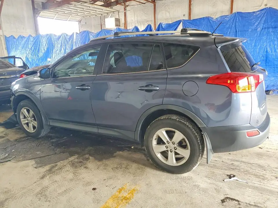 2014 TOYOTA RAV4 XLE  