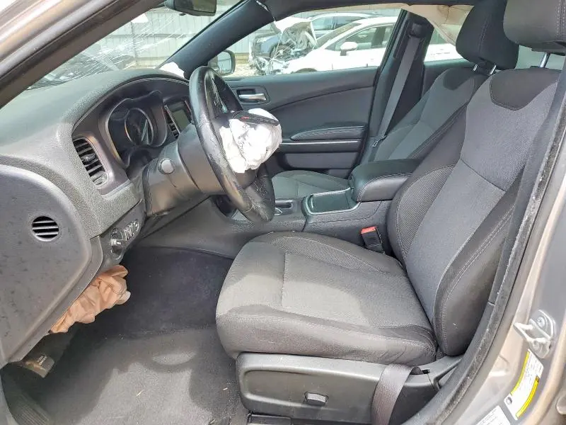 2015 DODGE CHARGER SE  