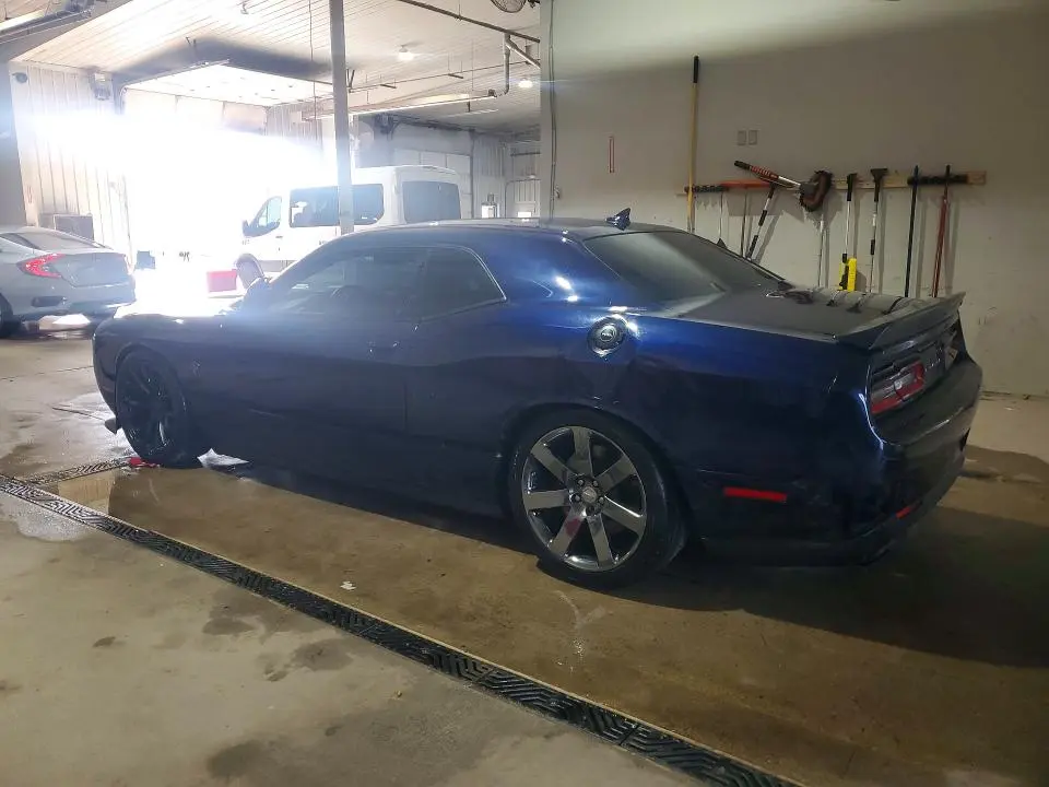 2016 DODGE CHALLENGER SRT HELLCAT  