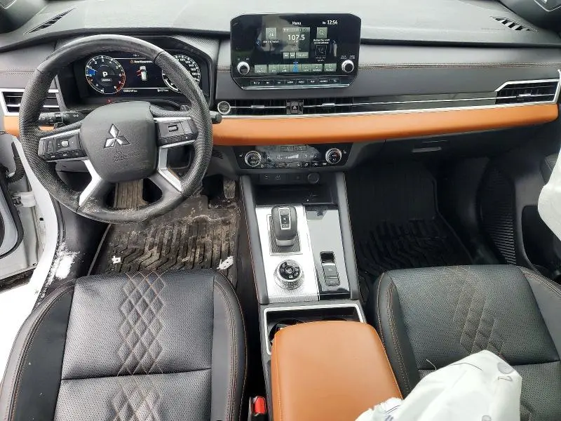 2023 MITSUBISHI OUTLANDER SEL  