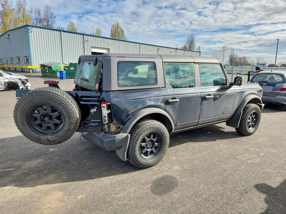 2022 FORD BRONCO BASE  
