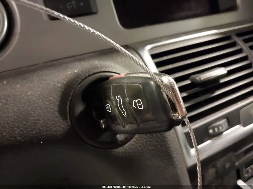 2010 AUDI Q7 3.0 TDI PREMIUM