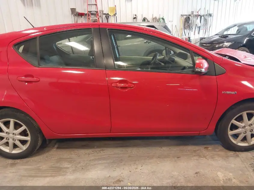2012 TOYOTA PRIUS C FOUR