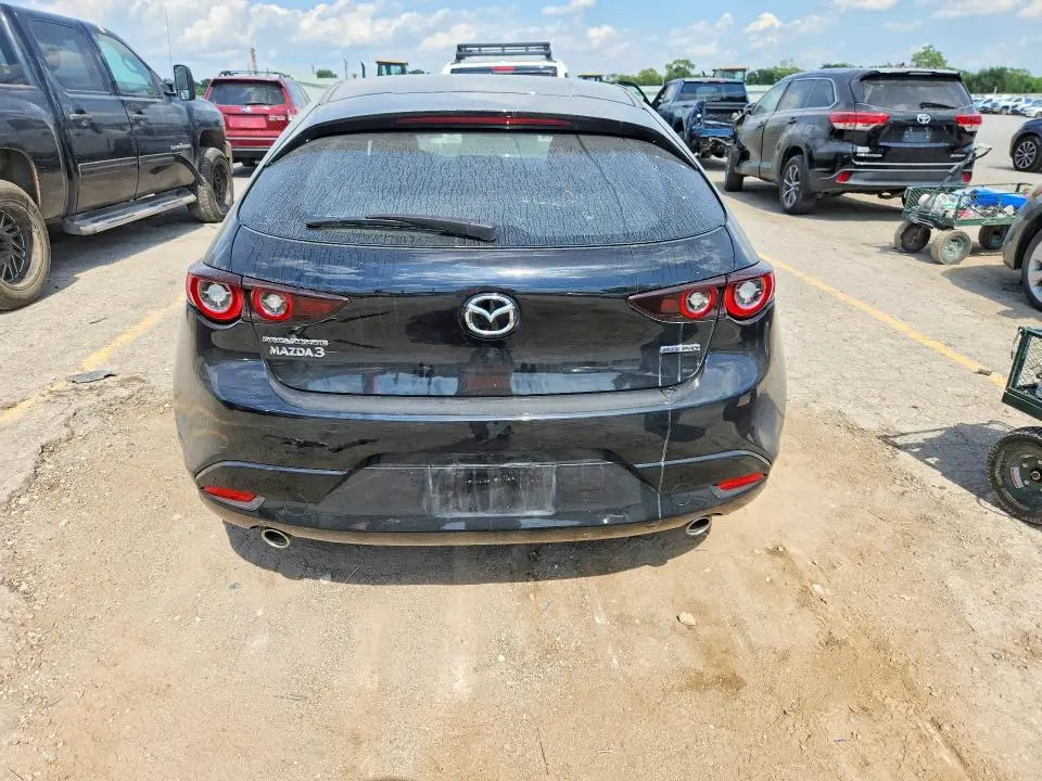 2025 MAZDA 3 PREFERRED  