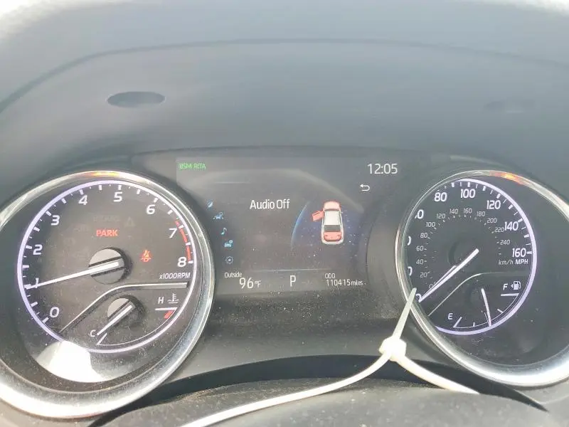 2019 TOYOTA CAMRY XLE  