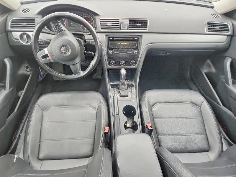 2014 VOLKSWAGEN PASSAT S  