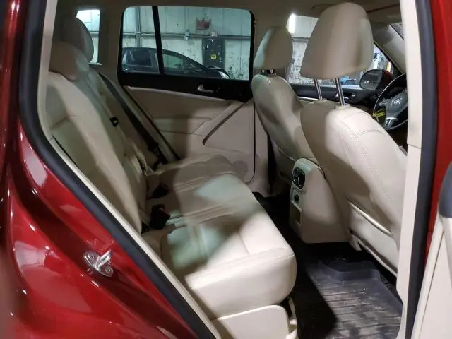 2013 VOLKSWAGEN TIGUAN S  