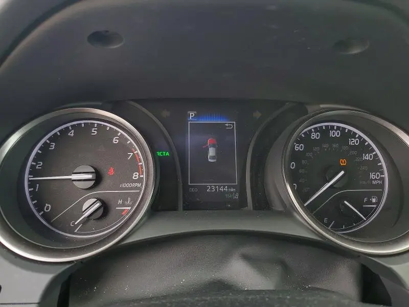 2021 TOYOTA CAMRY SE  