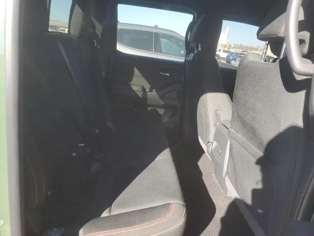 2024 NISSAN FRONTIER S  