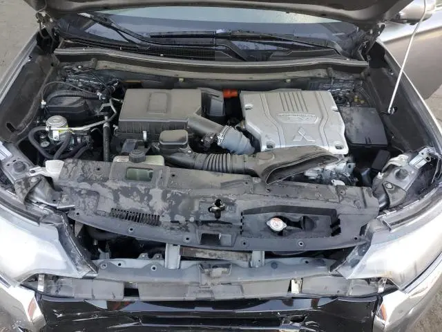 2018 MITSUBISHI OUTLANDER SE  