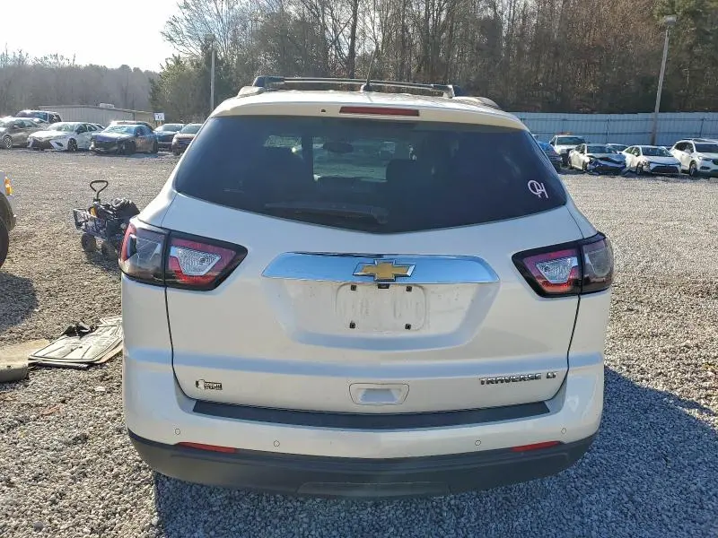 2013 CHEVROLET TRAVERSE LT  