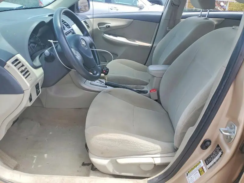 2013 TOYOTA COROLLA L  