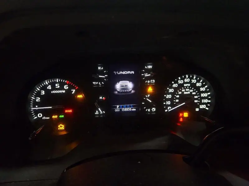 2019 TOYOTA TUNDRA SR  