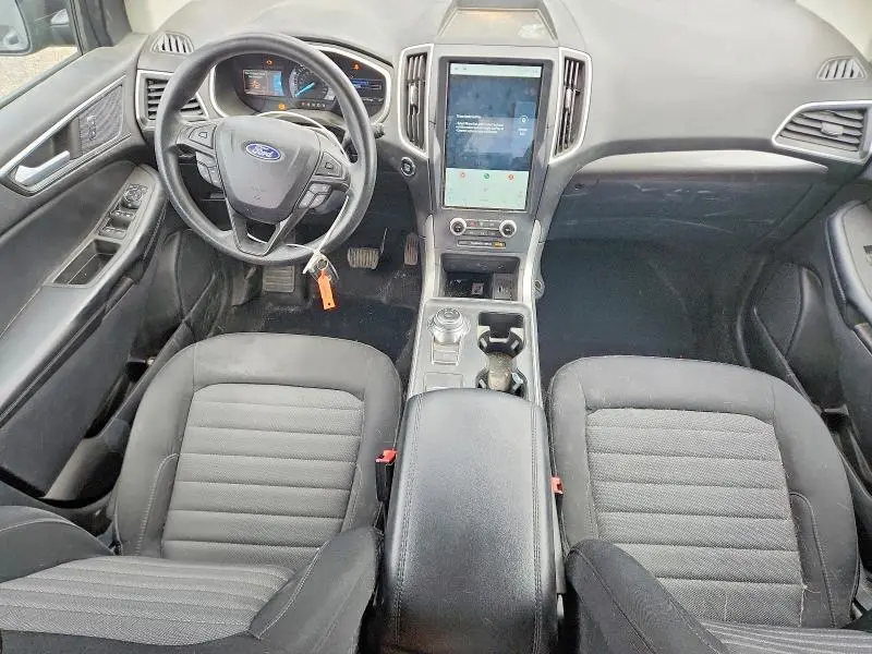 2021 FORD EDGE SE  