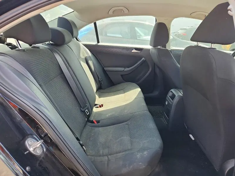 2015 VOLKSWAGEN JETTA BASE  