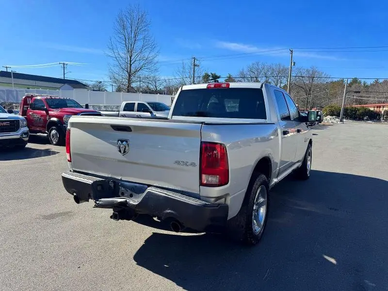 2014 RAM 1500 ST  