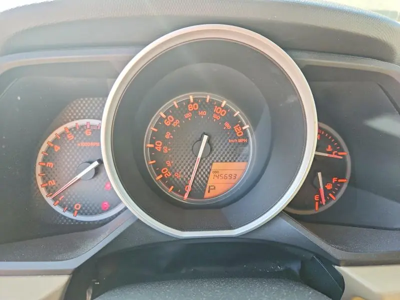 2011 TOYOTA 4RUNNER SR5  