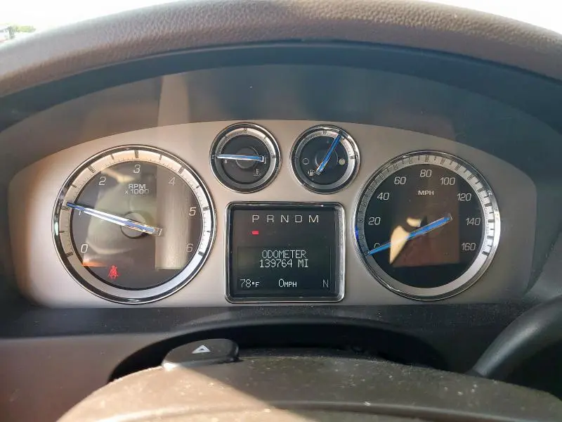 2010 CADILLAC ESCALADE   