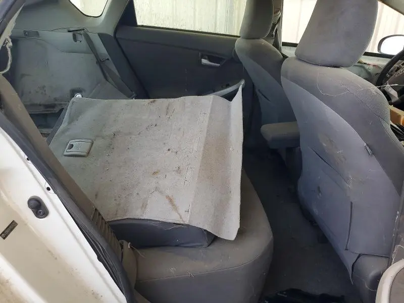 2011 TOYOTA PRIUS THREE  