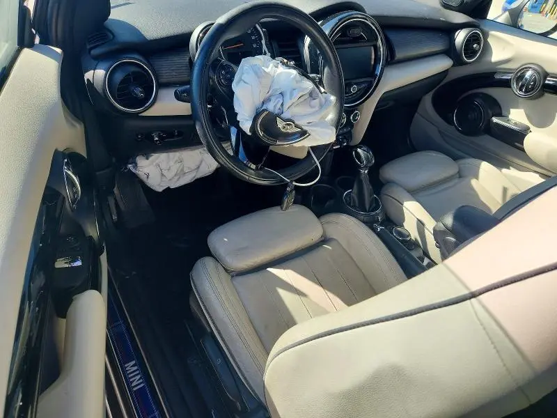 2014 MINI COOPER   