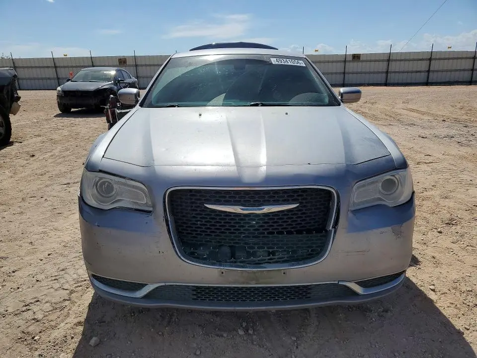 2017 CHRYSLER 300 LIMITED  