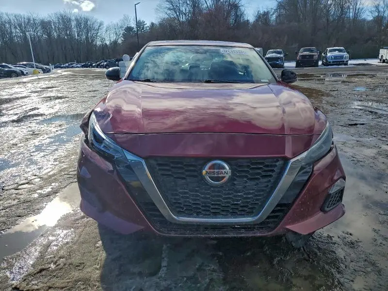 2020 NISSAN ALTIMA SR  