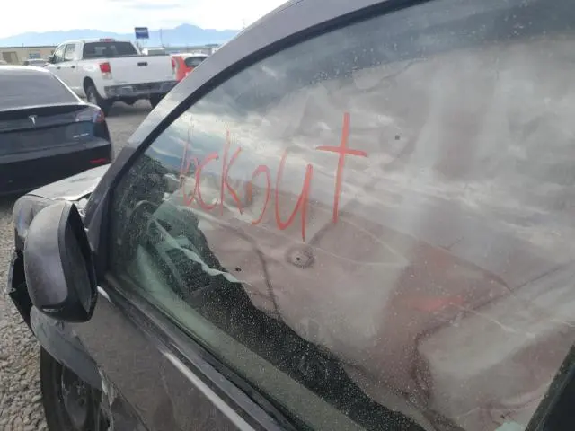 2011 MITSUBISHI OUTLANDER ES  