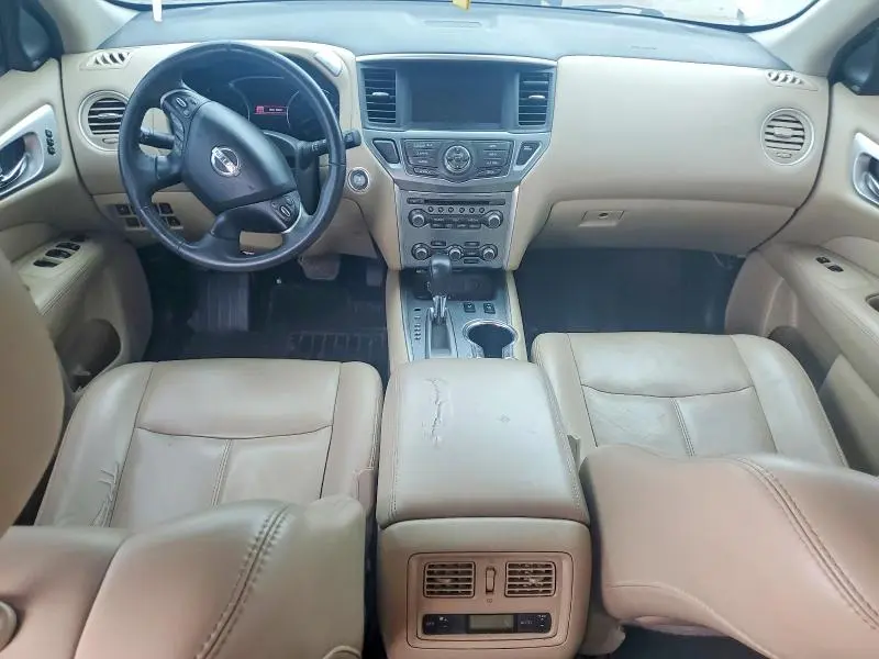 2017 NISSAN PATHFINDER SL  