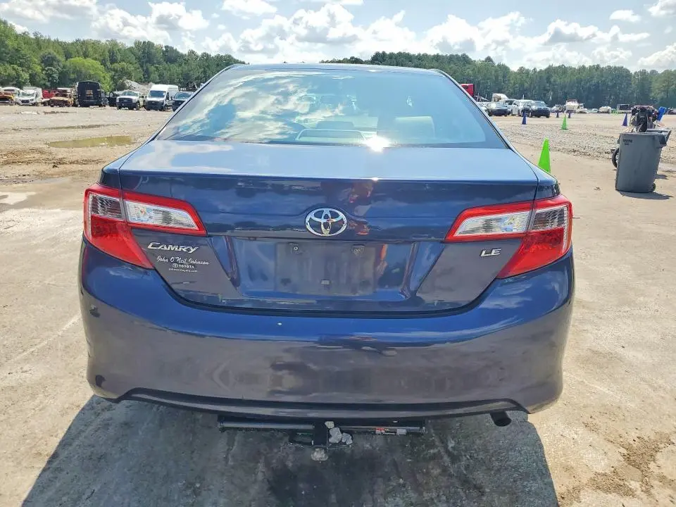 2014 TOYOTA CAMRY LE  