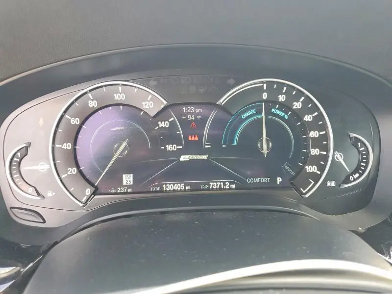 2019 BMW 530E   