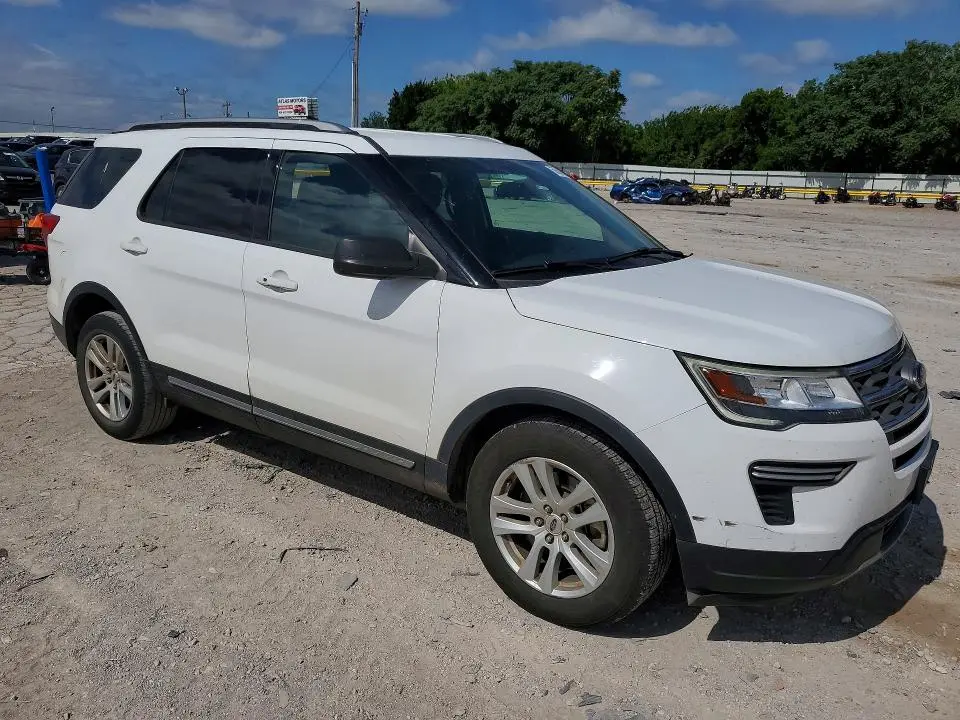 2018 FORD EXPLORER XLT  