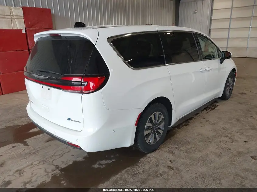 2023 CHRYSLER PACIFICA HYBRID TOURING L