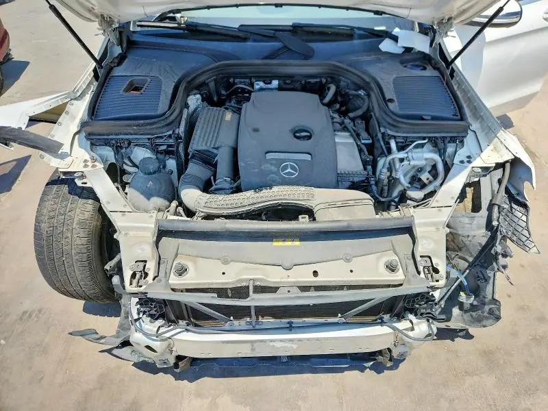 2018 MERCEDES-BENZ GLC 300 4MATIC  