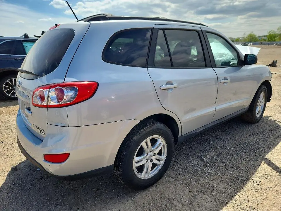 2010 HYUNDAI SANTA FE GLS  