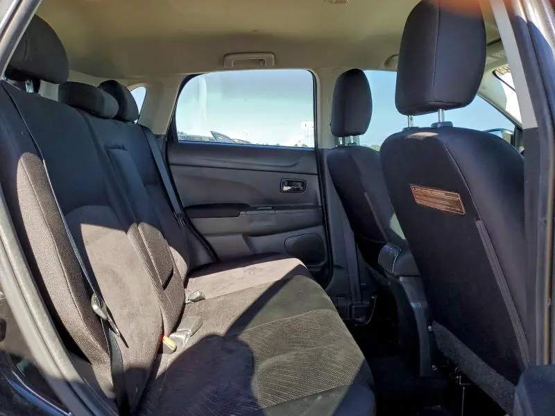 2014 MITSUBISHI OUTLANDER SPORT SE  