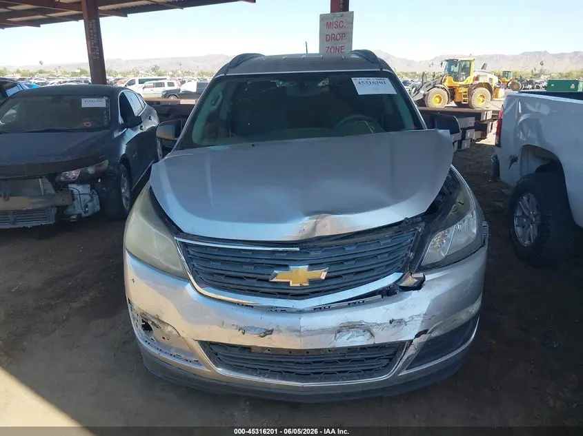 2015 CHEVROLET TRAVERSE LS