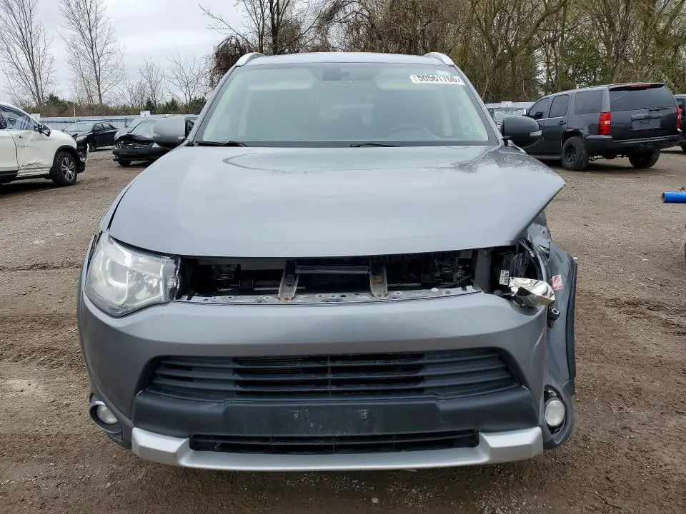 2015 MITSUBISHI OUTLANDER GT  