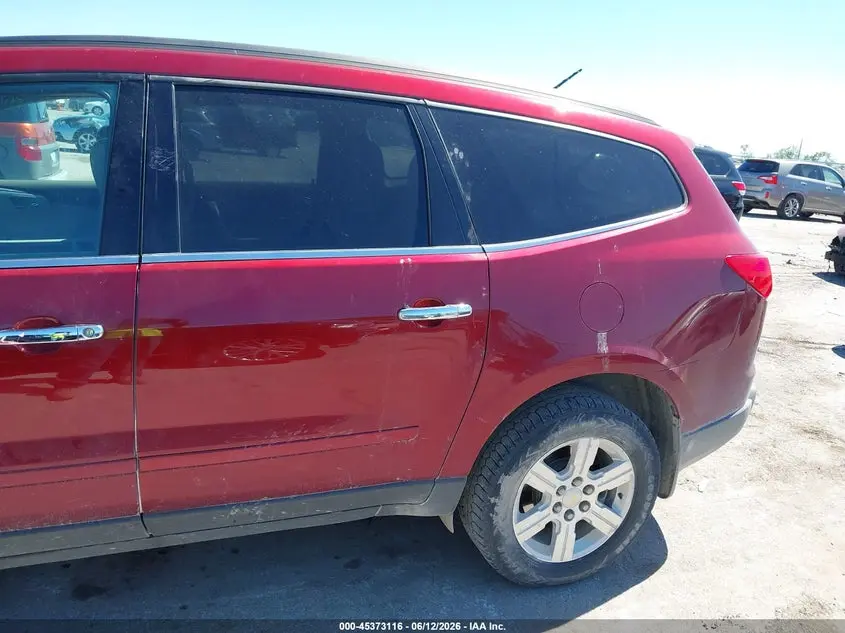 2011 CHEVROLET TRAVERSE 2LT