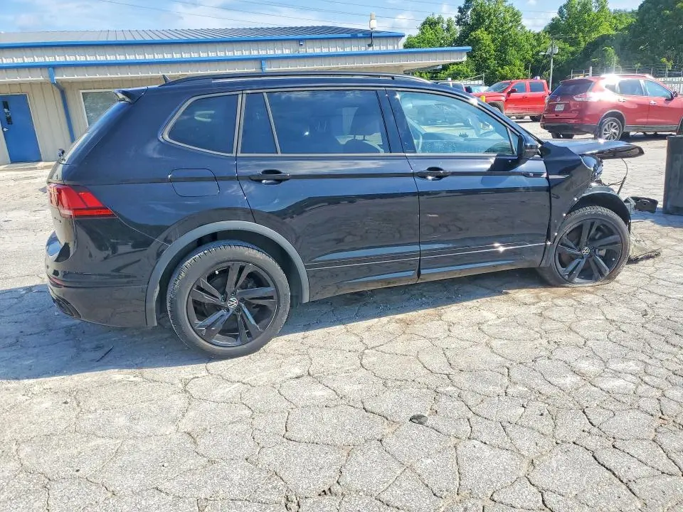 2024 VOLKSWAGEN TIGUAN SE R-LINE BLACK  