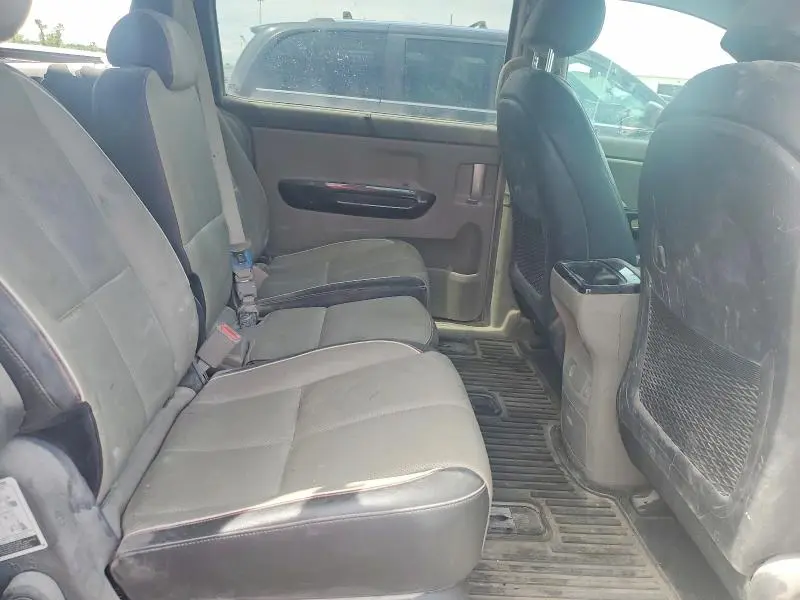 2016 KIA SEDONA EX  