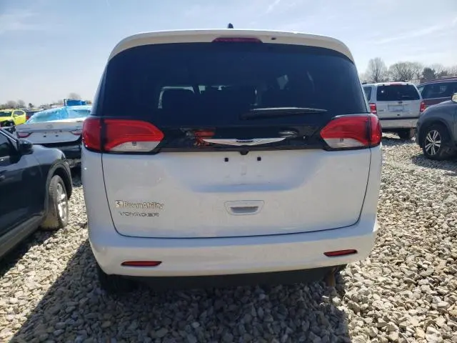 2023 CHRYSLER VOYAGER LX  