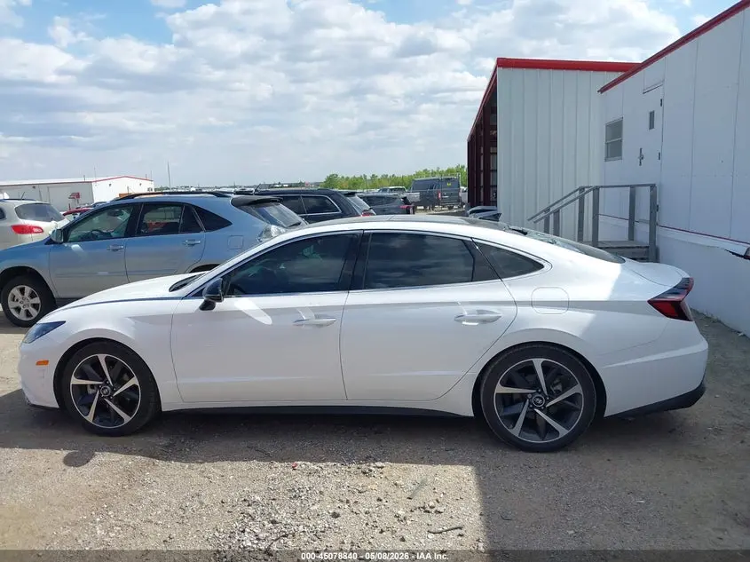 2022 HYUNDAI SONATA SEL PLUS